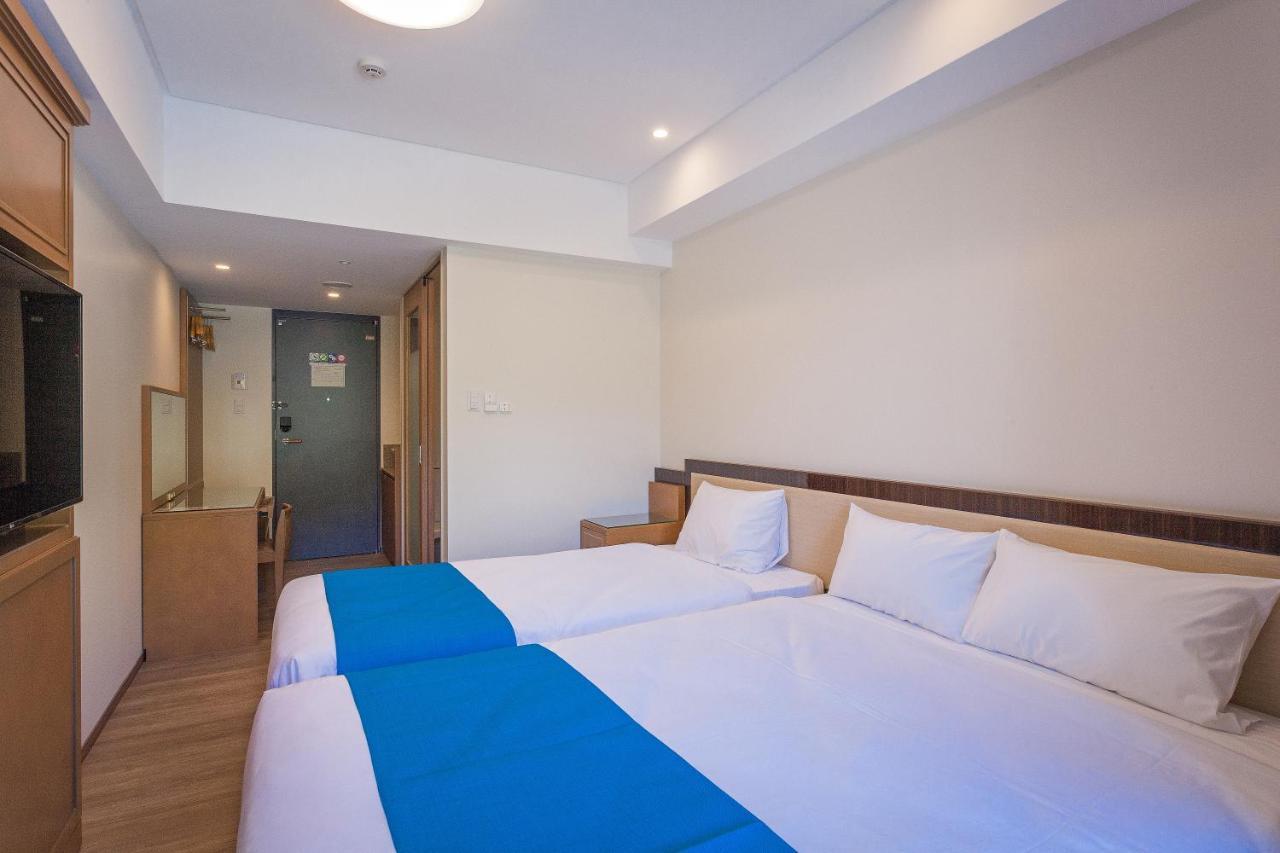 Kariyushi Lch. Resort Nago Bagian luar foto